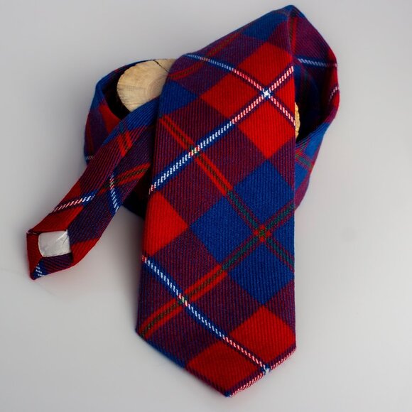 Vintage Wool Tie | Lochcarron Hunting Tie | Red and Blue Wool Tartan Tie - Picture 6 of 6